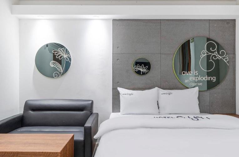 Ou Hotel Tegu Exteriér fotografie